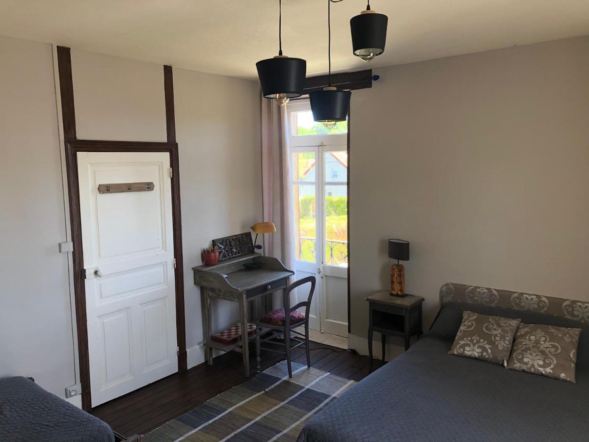 Appartement Saint-Antoine Toulon-sur-Arroux Bagian luar foto
