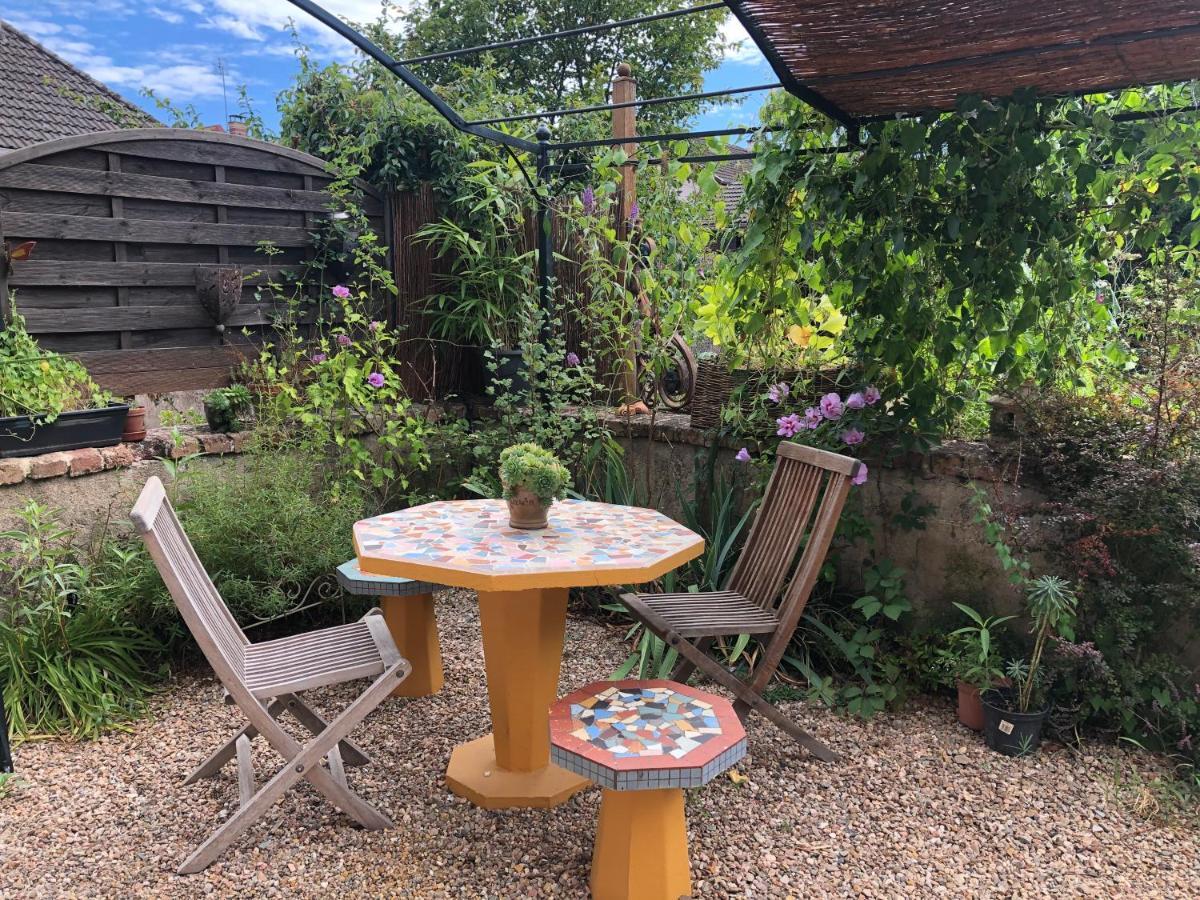 Appartement Saint-Antoine Toulon-sur-Arroux Bagian luar foto